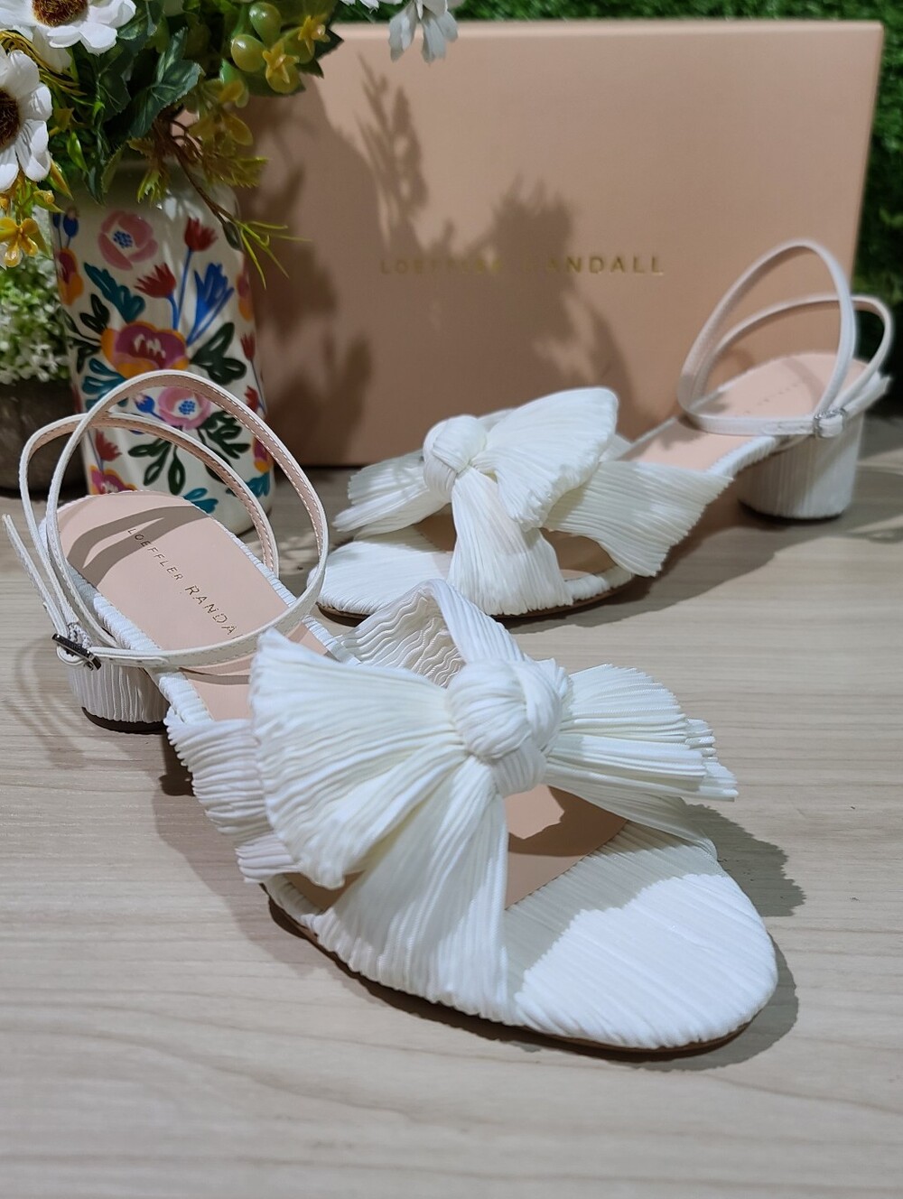 Loeffler Randall Dahlia Pearl Pleated Bow Heels / White US Women's 8.5 B NEW